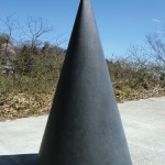 100×51×49cm　黒御影石