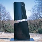 283×180×90cm　黒御影石