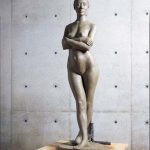 176×52×54cm　粘土