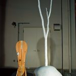 310×193×100cm　木、大理石、御影石、鉄