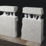 129×190×32cm　白御影石