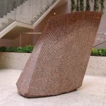 150×150×60cm　赤御影石