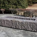 60×328×130cm　花崗岩