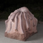 115x105x100㎝ 赤御影石