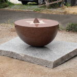 76×165×110cm　花崗岩