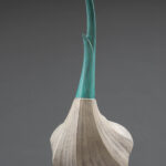 92.5x35x35 cm  クス、漆、顔料